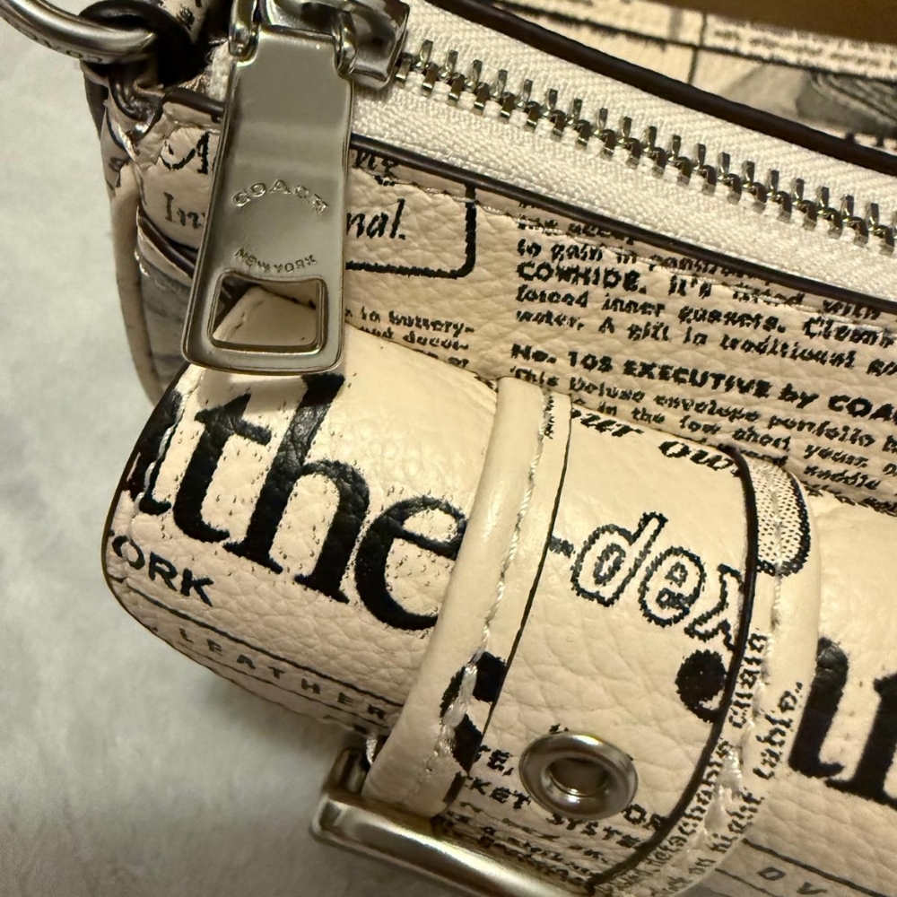 COACH Ashton Beige Shoulder Bag - Picture 8 of 10